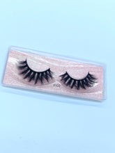 Load image into Gallery viewer, Pink JC-105 Luxury Faux Lashes
